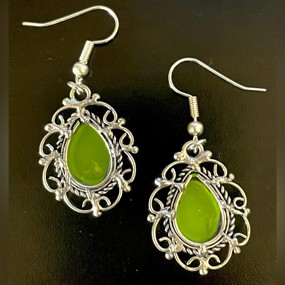 Silver and Lime Green Boho Earrings, NWOT - Picture 7 of 15
